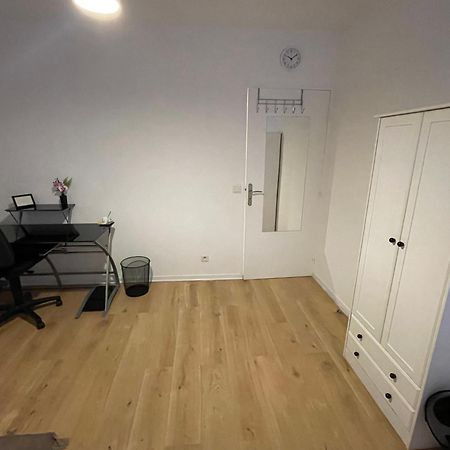 Jolie Chambre Proche De Paris Et Sa Peripherie Aubervilliers Luaran gambar