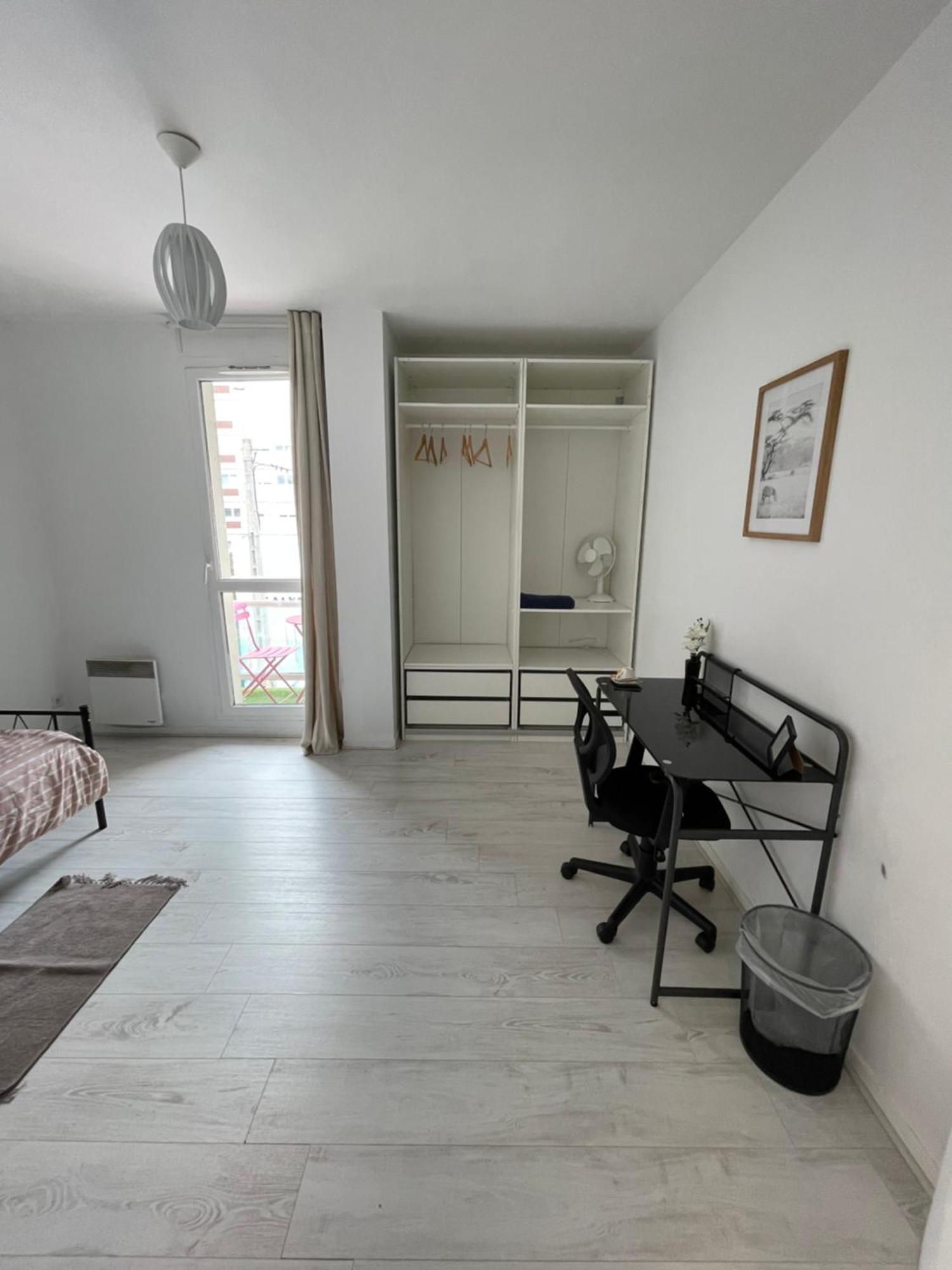 Jolie Chambre Proche De Paris Et Sa Peripherie Aubervilliers Luaran gambar