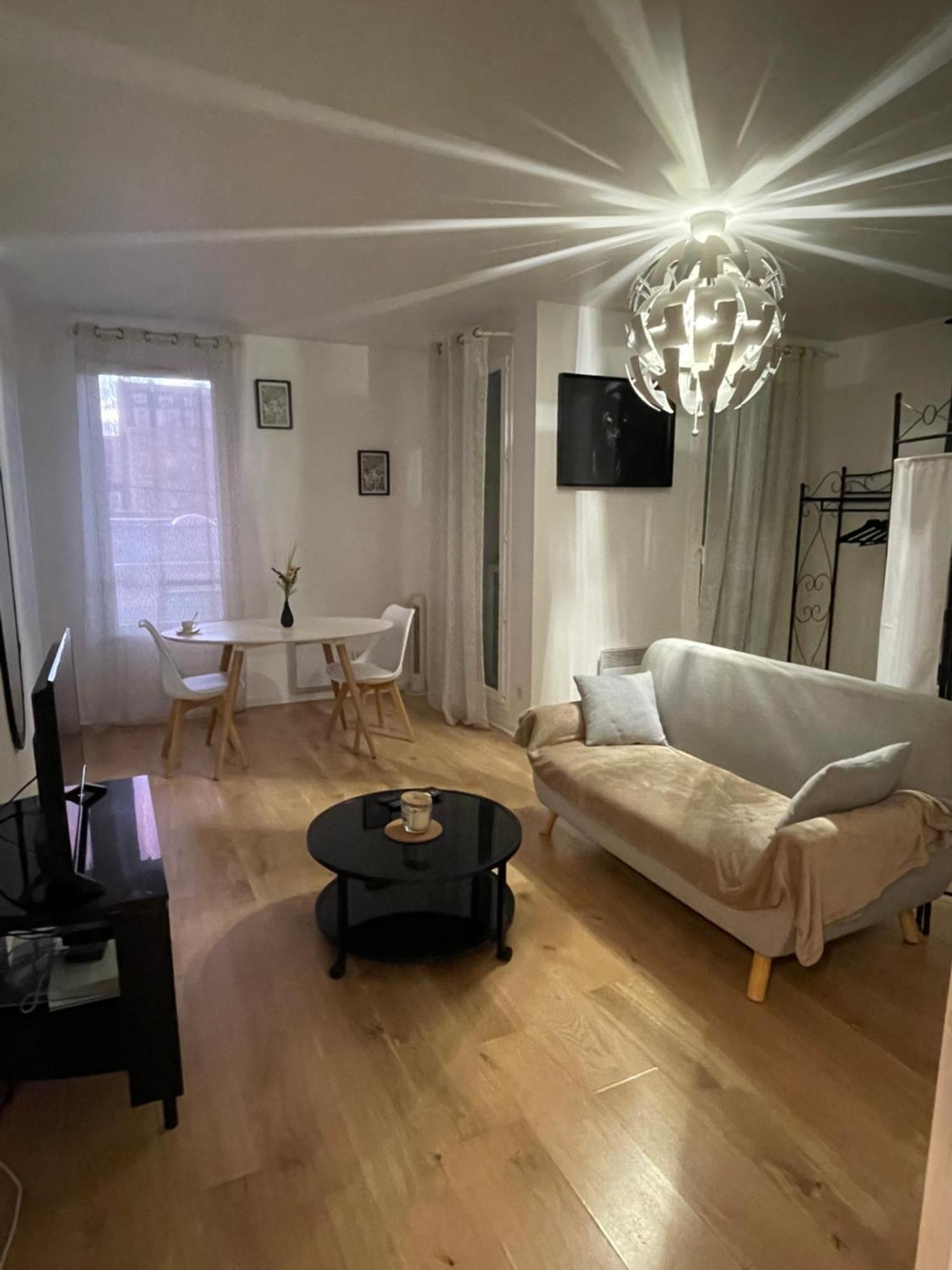 Jolie Chambre Proche De Paris Et Sa Peripherie Aubervilliers Luaran gambar